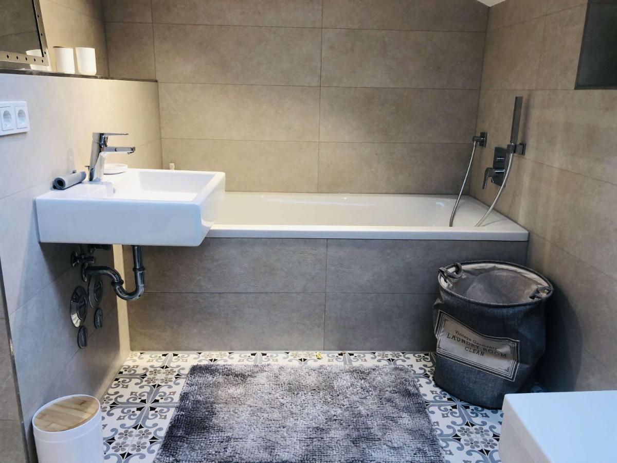 Sonniges Dg Apartment Nahe Bahnhof In Gmund Am Tegernsee Zewnętrze zdjęcie